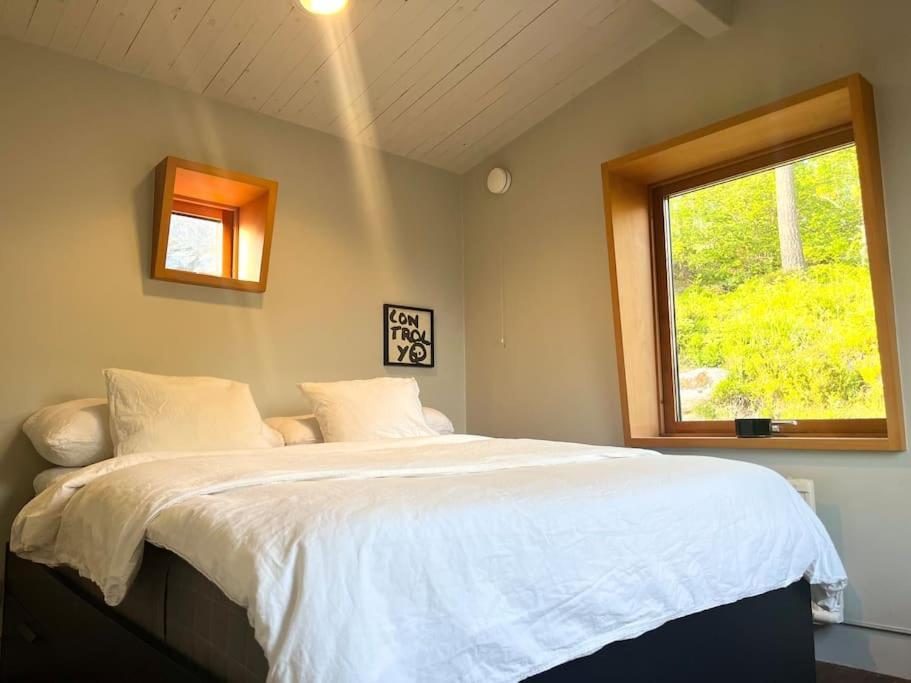 Mysigt Sommarhus Med Havsutsikt Och Bastu Semesterbostad *