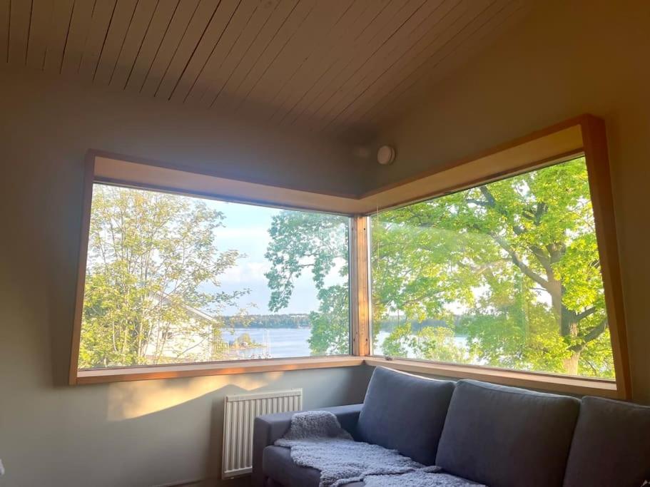 Mysigt Sommarhus Med Havsutsikt Och Bastu Semesterbostad *
