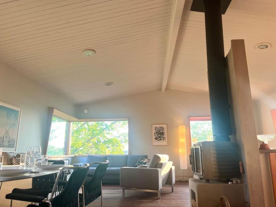 Mysigt Sommarhus Med Havsutsikt Och Bastu Semesterbostad *